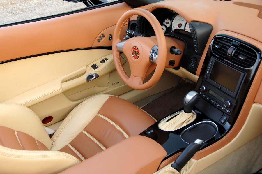 Интерьер n2a Motors Anteros XTM Roadster 2009 года  (фото 10 из 33)